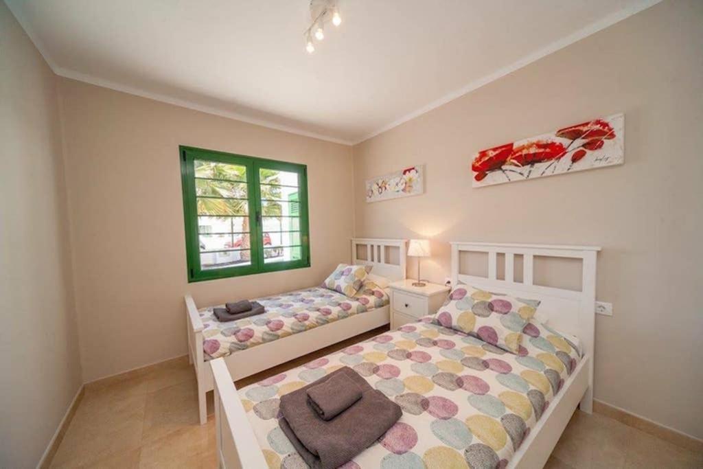 Bandama 14! 2 Bedroom Newly Renovated Bungalow, Los Pocillos, Puerto Del Carmen. بويرتو ذيل كارمين المظهر الخارجي الصورة